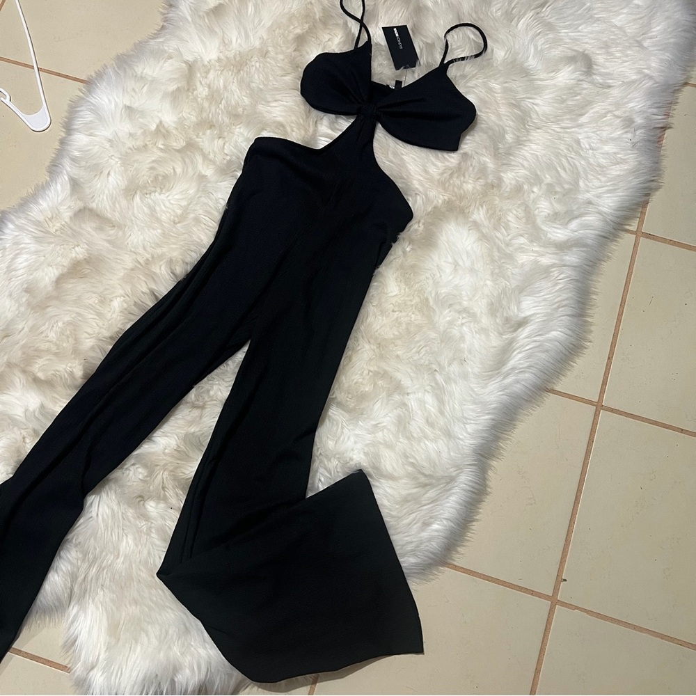 New fashion nova cut out jumpsuit